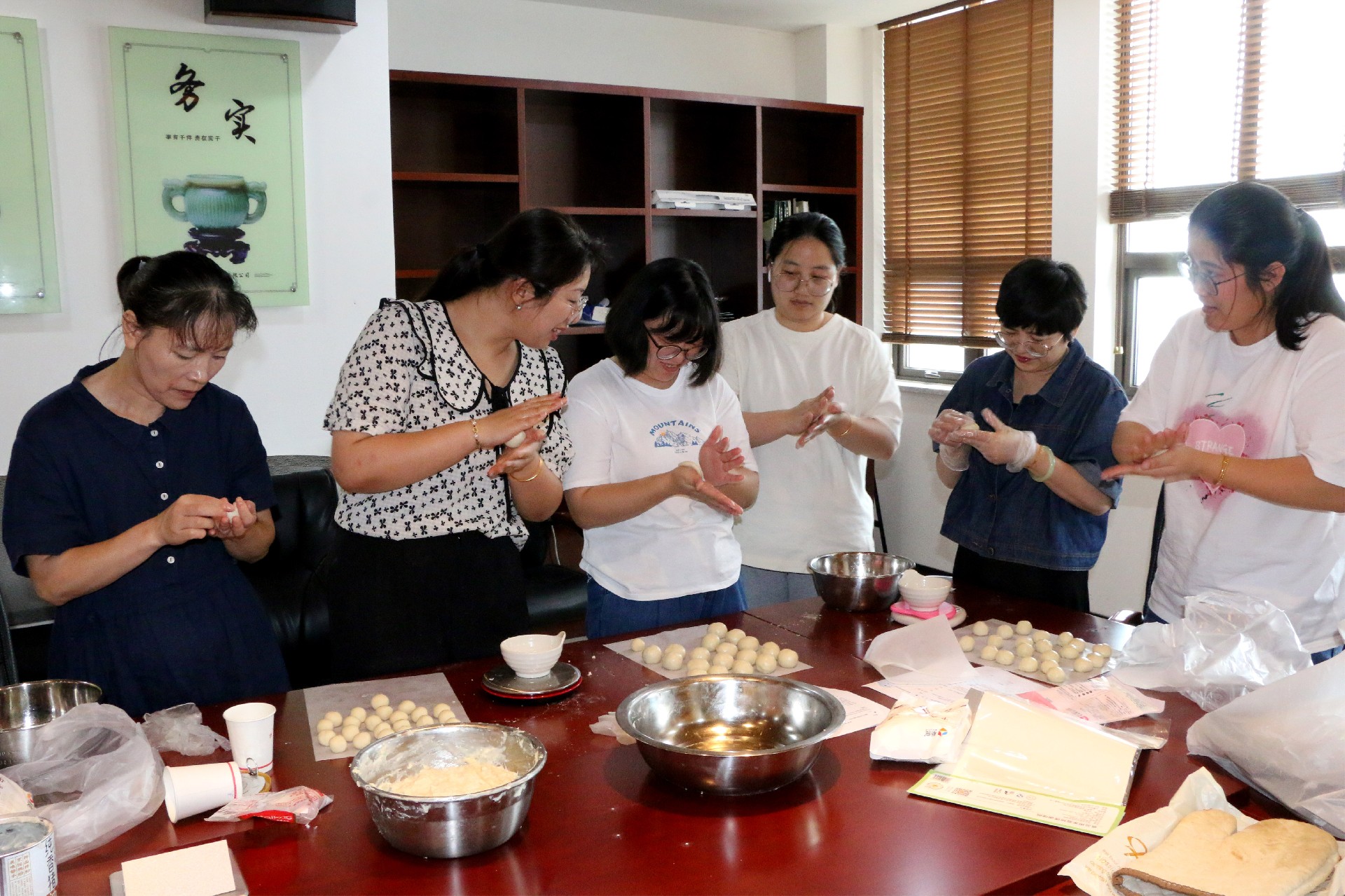 1696638714111746.jpg 1696638714111746.jpg